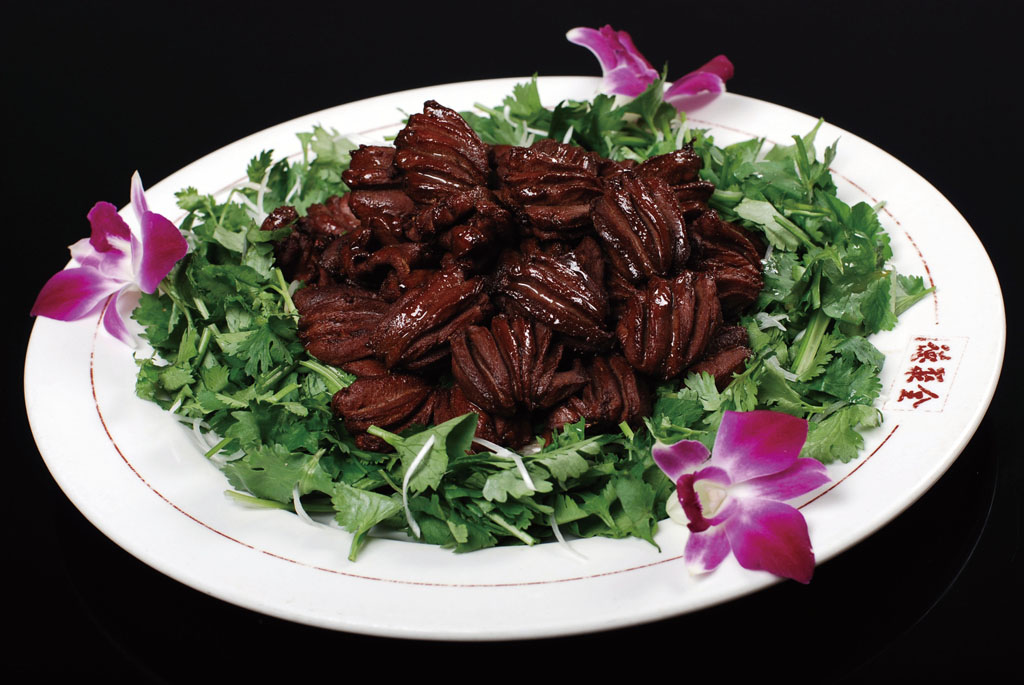 日本富士山景观禁止使用太阳能设施：ky com(图2)